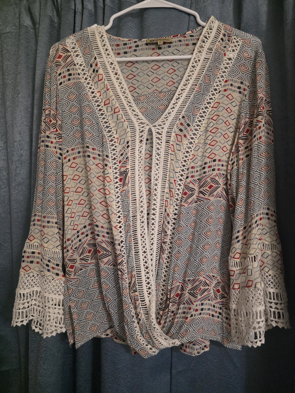 Democracy Crochet-Trim Geometric Print V-Neck Top in Ivory, Red & Navy - Picture 2 of 2